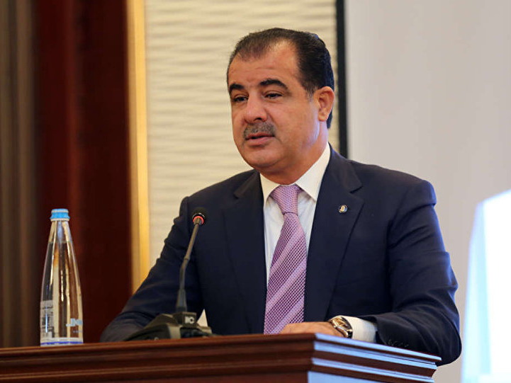 Президент Азербайджана освободил Эльмара Велиева от должности главы Исполнительной власти Гянджи