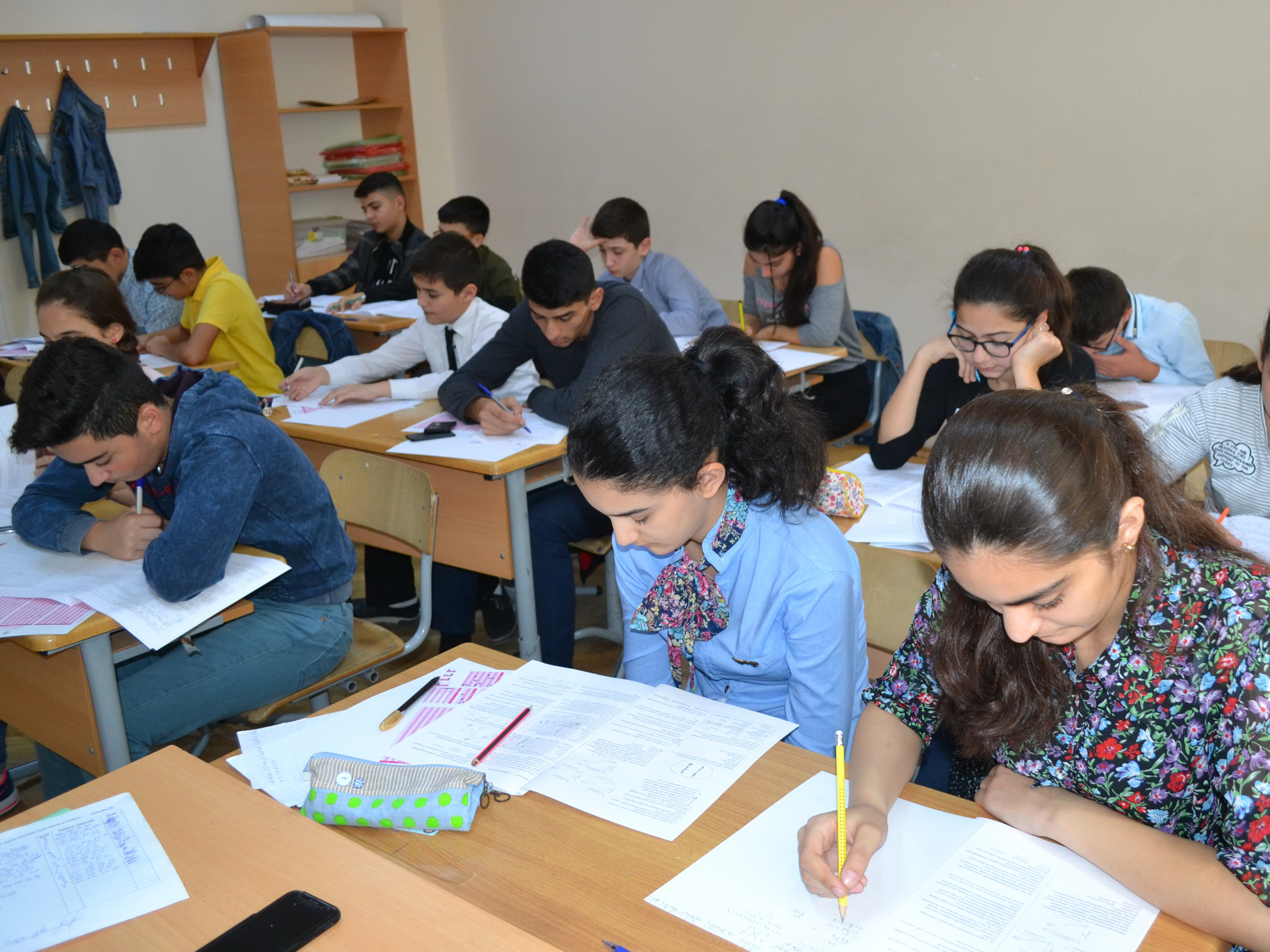 Среди азербайджанских школьников проведен первый отборочный тур для участия в Международной научной олимпиаде