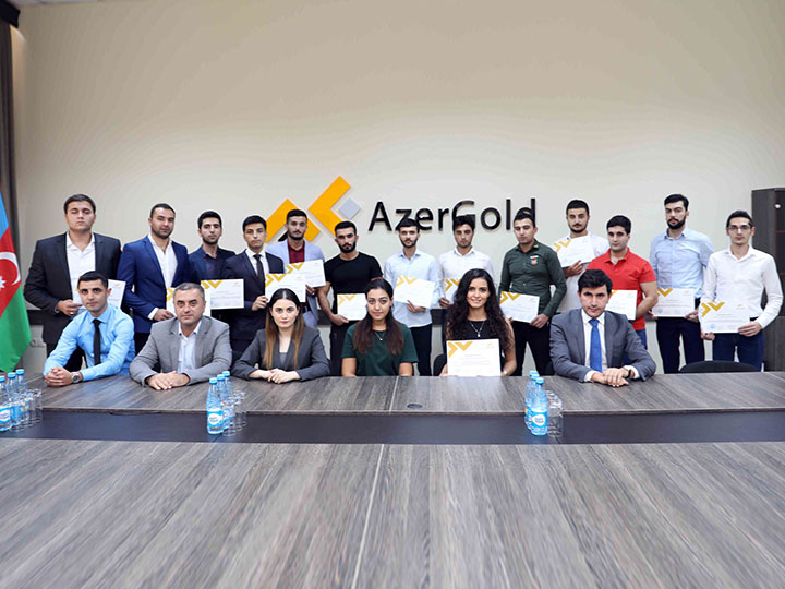 “AzerGold” QSC yazı müsabiqəsində fərqlənən tələbələri mükafatlandırıb - FOTO