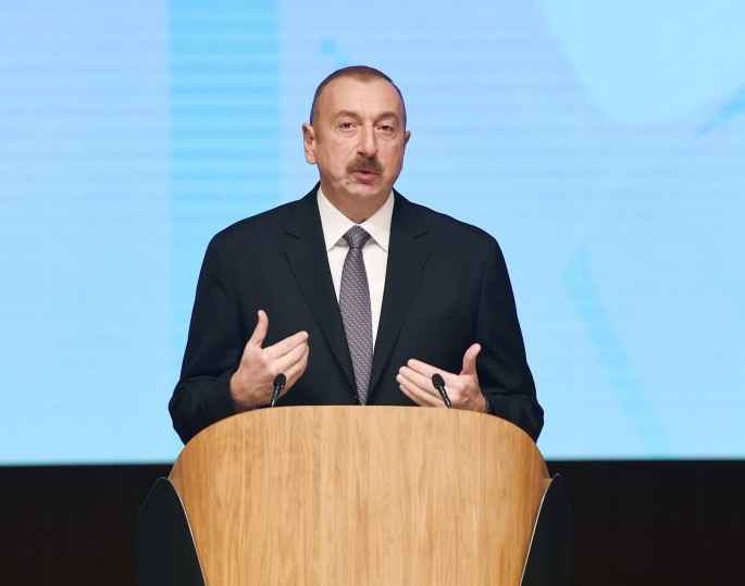 Prezident: Azərbaycan dünya miqyasında güclü nəqliyyat mərkəzinə çevrilib