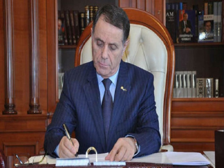 Baş nazir hərbi vəziyyət şəraitində xüsusi qaydaları təsdiqləyib