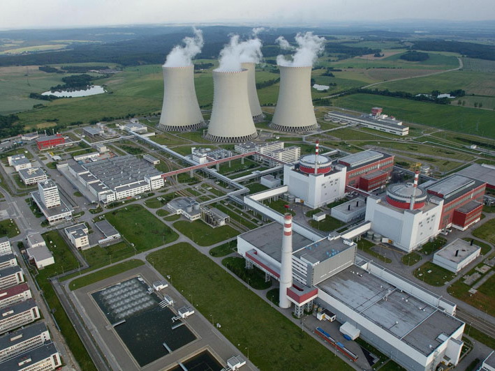 Эксперты о предложении «Росатома» построить АЭС в Азербайджане: нужен ли нам мирный атом?