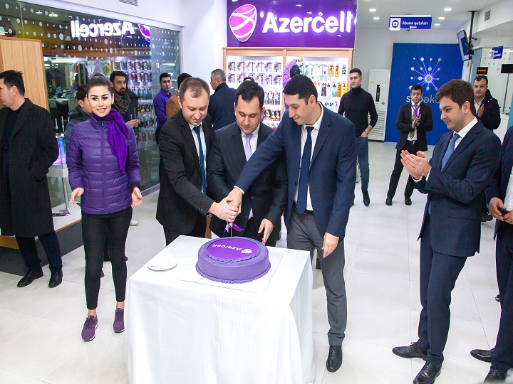 Azercell-in yeni konseptli xidmət mərkəzi indi Bakı Beynəlxalq Avtovağzalında – FOTO