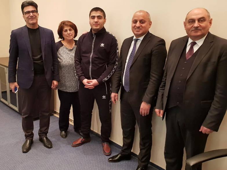 Правозащитники обратились к Президенту Азербайджана по вопросу Мехмана Гусейнова