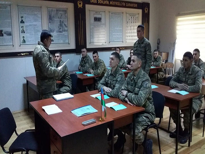 Qoşunlarda yeni tədris dövrü başlayıb