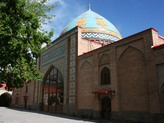 В МЧС Армении поступил сигнал о бомбе в Голубой мечети