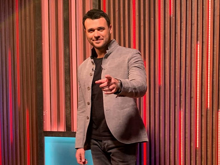 Сегодня в программе «Вечерний Ургант» EMIN расскажет о фестивале «Жара» - ФОТО