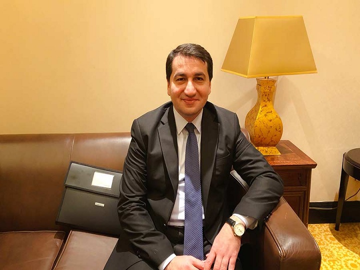 Hikmət Hacıyev: Azərbaycan "Bir kəmər, bir yol" təşəbbüsünü tam dəstəkləyir