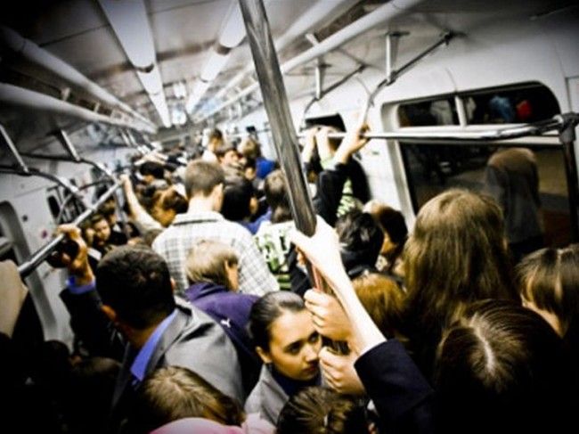 Metroda cibgirlik edən şəxs saxlanıldı – FOTO