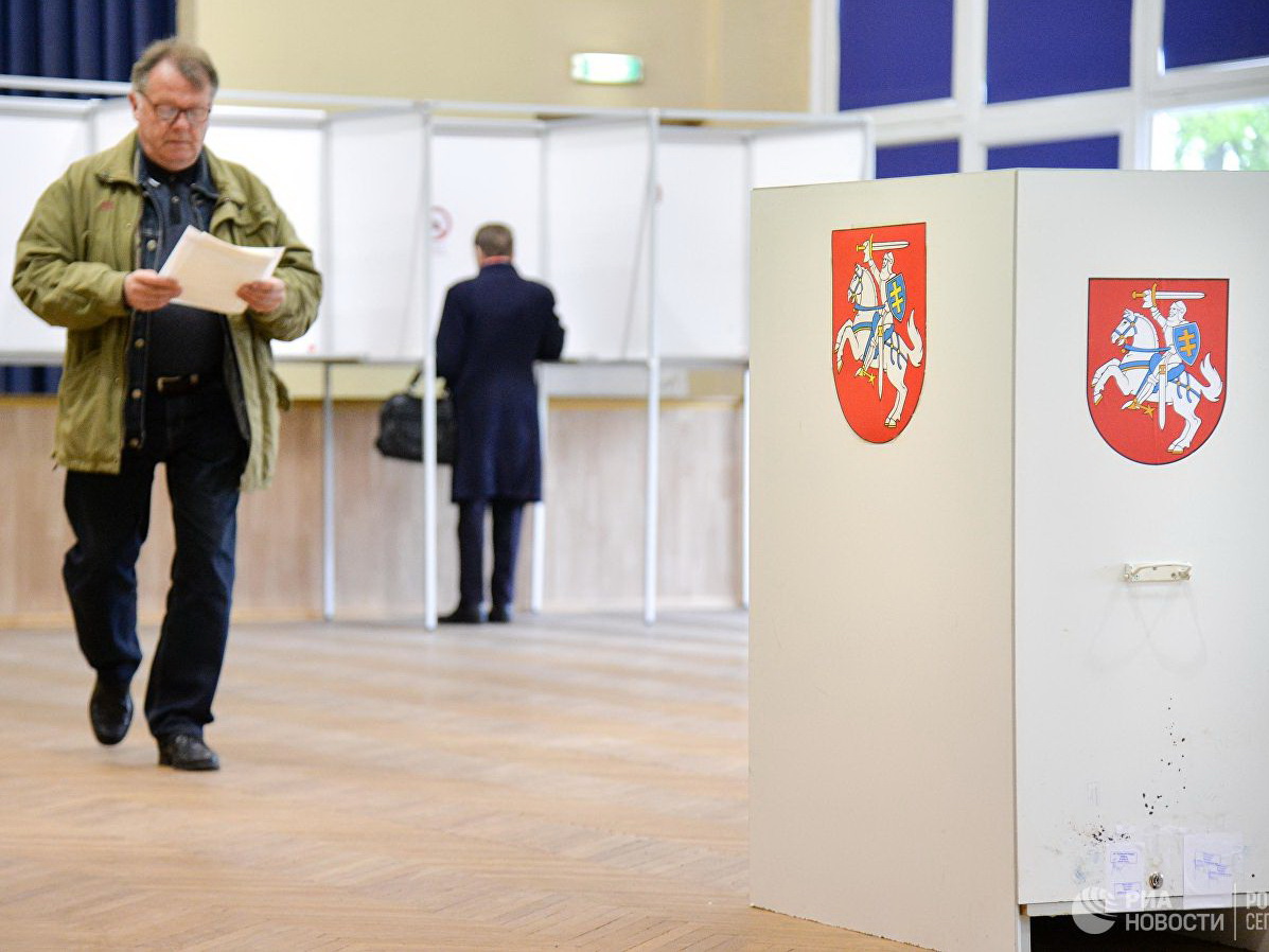 Явка на президентских выборах в Литве составила 56,46%