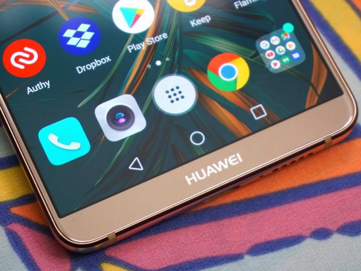 Смартфоны Huawei отключат от Android