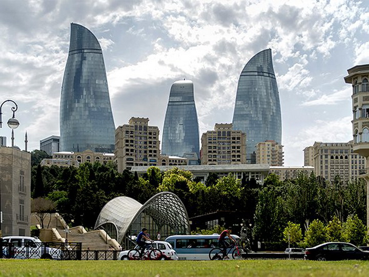 В субботу в Баку тепло