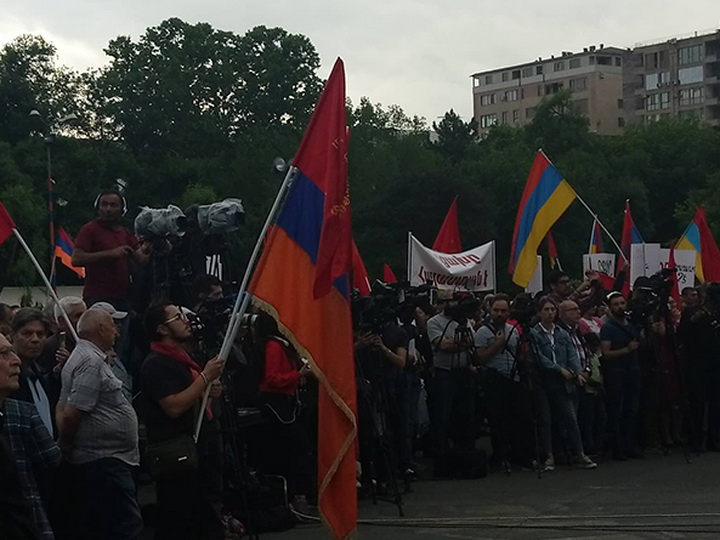 Дашнаки провели митинг против Никола Пашиняна