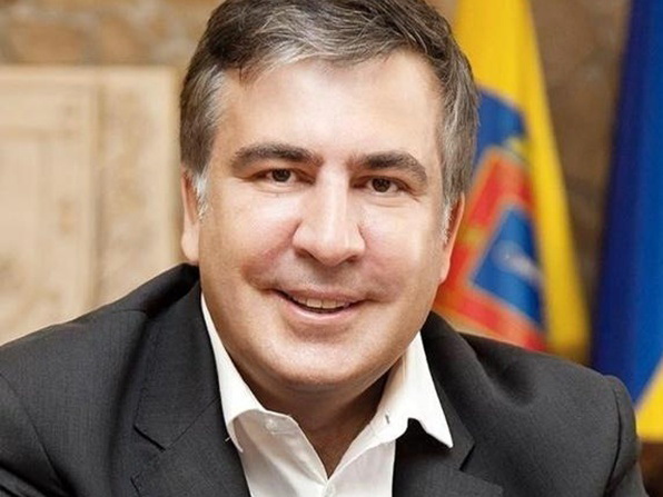 СМИ: Саакашвили подрался с оппонентами и сломал руку пенсионерке – ВИДЕО