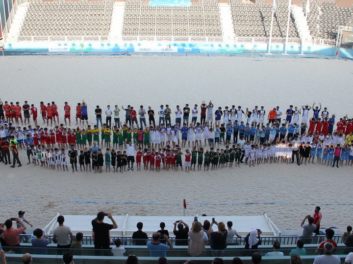 В Баку прошел чемпионат по пляжному футболу среди подростков – ФОТО