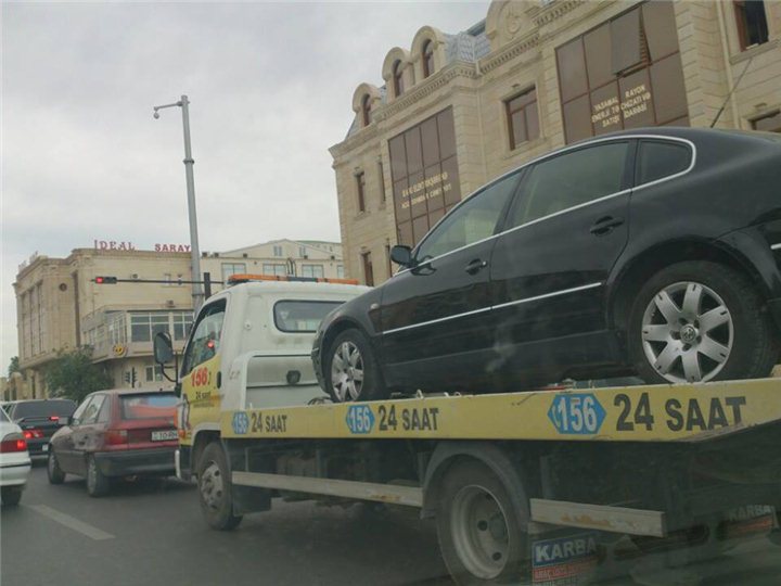 БТА предупреждает: Начинается эвакуация автомобилей нарушителей в Баку