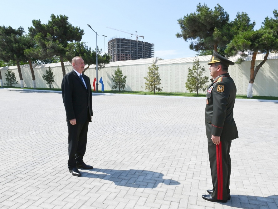 Президент Ильхам Алиев ознакомился с условиями, созданными после реконструкции в Военном лицее имени Джамшида Нахчыванского - ФОТО