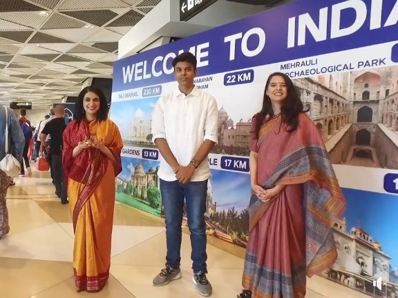 «Welcome to India»: как в Баку разыграли индийских туристов - ВИДЕО