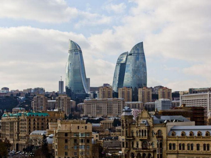 В воскресенье в Баку облачно