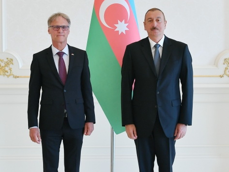 Президент Ильхам Алиев принял верительные грамоты новоназначенного посла Германии в Азербайджане