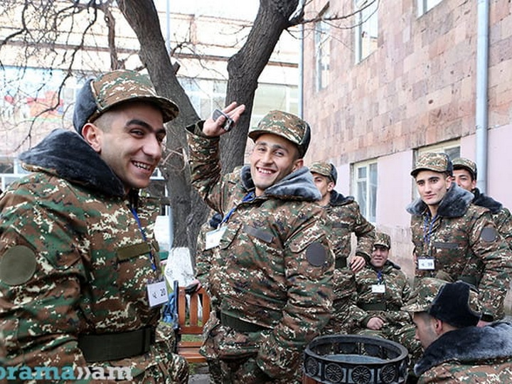 В Армении отказались от призыва в армию психбольных. Раньше было можно