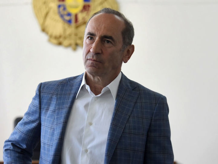 Кочарян намерен вновь возглавить Армению