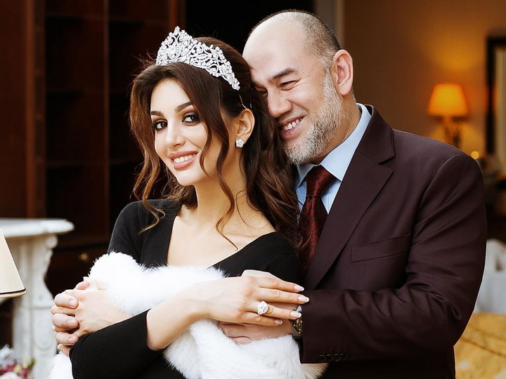 Экс-королю Малайзии нашли новую жену взамен «Мисс Москва-2015» - ФОТО