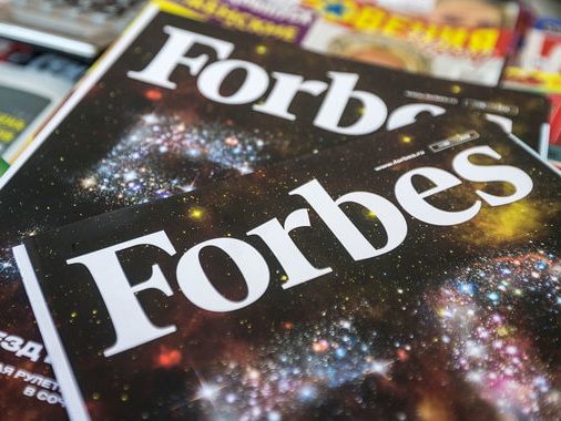 Forbes назвал богатейшие семьи России