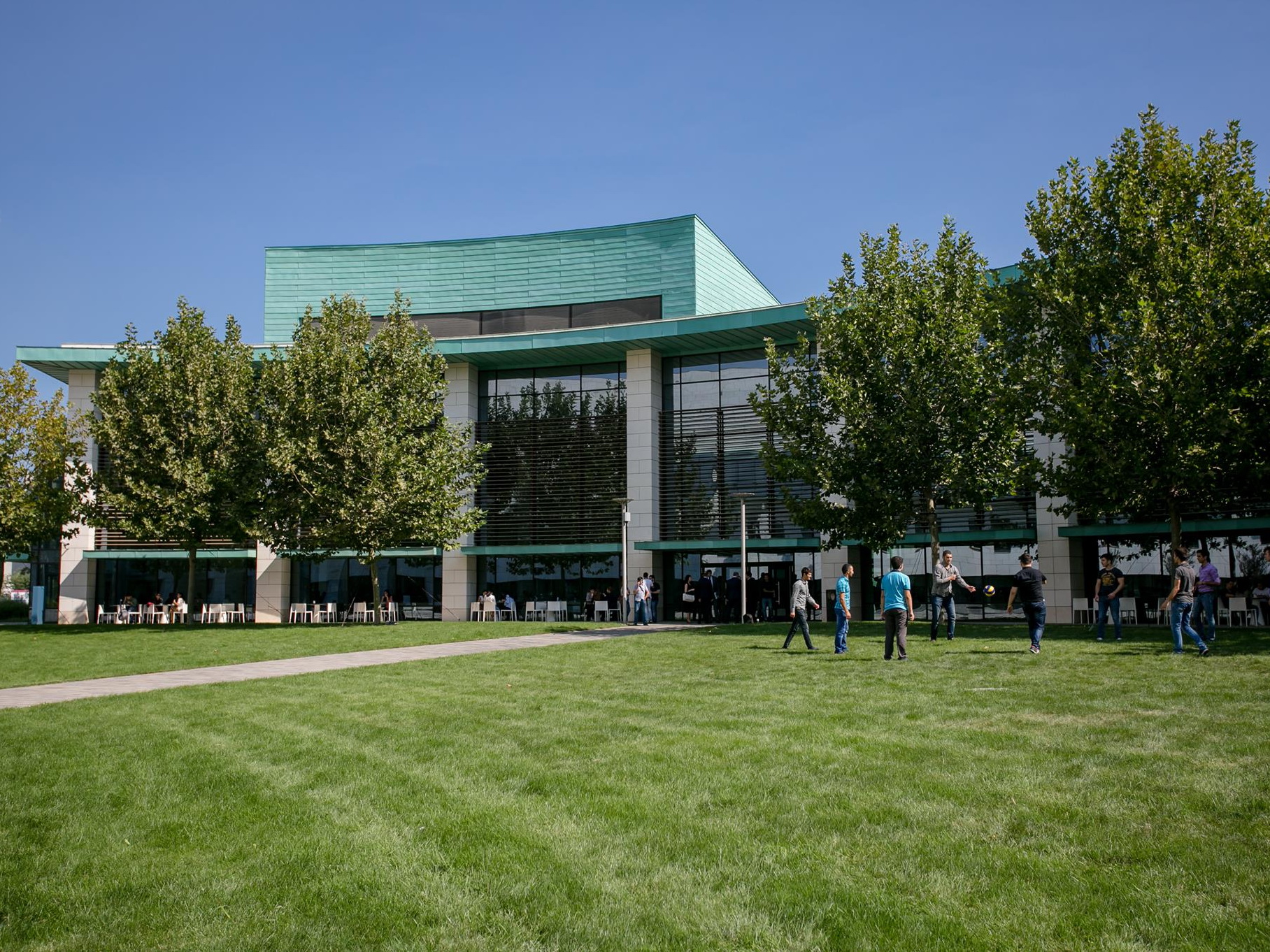 “ADA" Universitetininə bu il qəbul olan tələbələrin 50 faiz təhsil güzəştləri qazanıblar