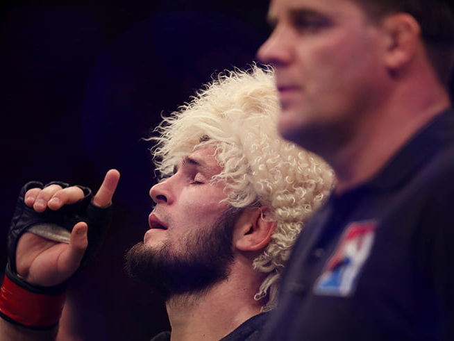 Непобежденный чемпион UFC. Как победу Хабиба Нурмагомедова праздновали в Дагестане?