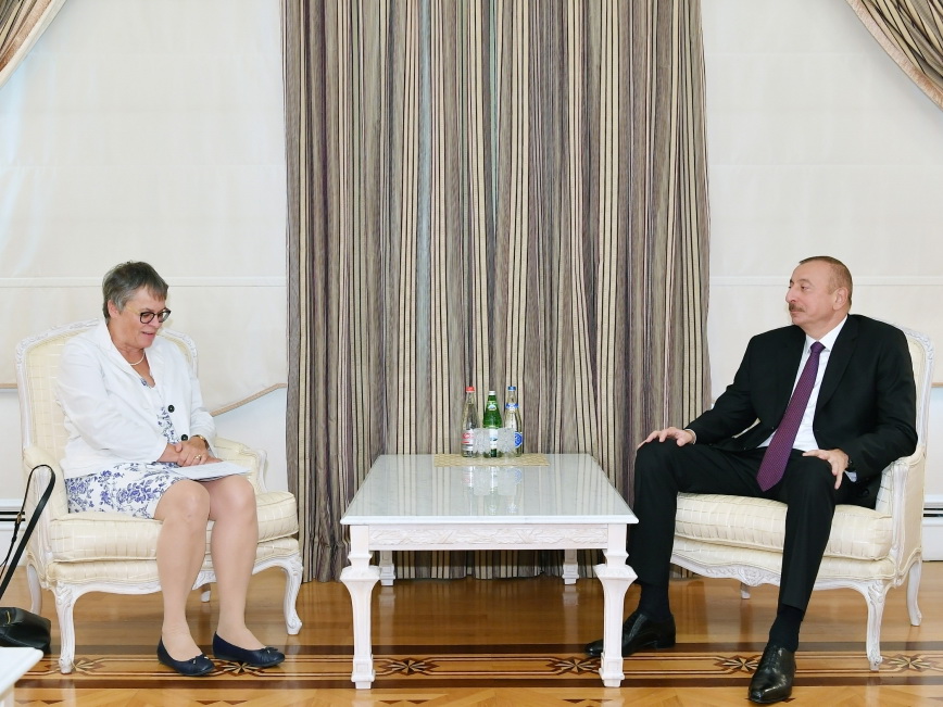 Президент Ильхам Алиев принял делегацию во главе с президентом ПАСЕ