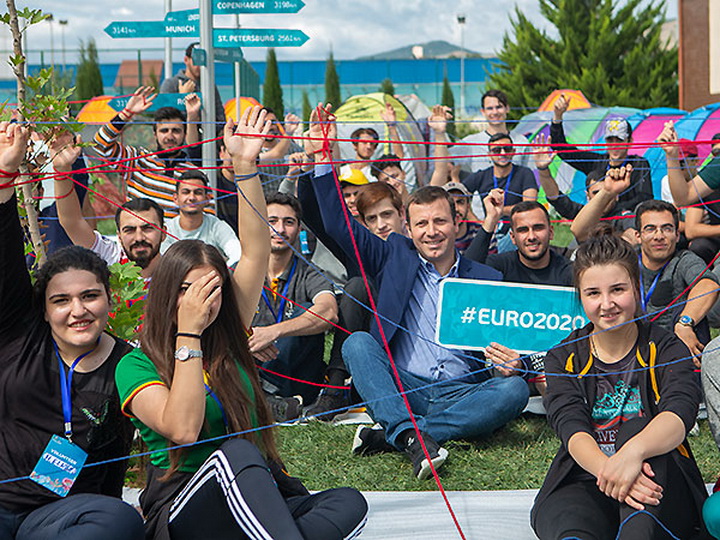 Эльхан Мамедов посетил Летний лагерь волонтеров Евро-2020 - ФОТО