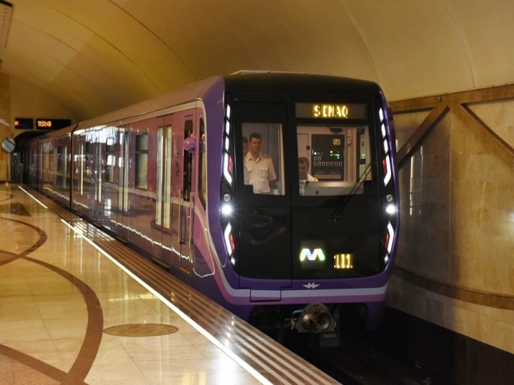 Səhər saatlarında metroda qatarların gecikməsinin səbəbi açıqlanıb