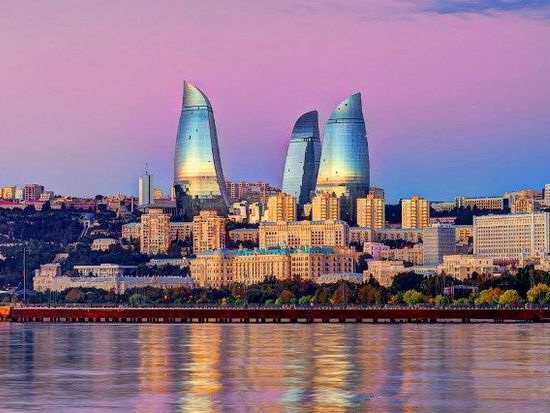 Азербайджан в тройке туристических направлений с дешевым перелетом