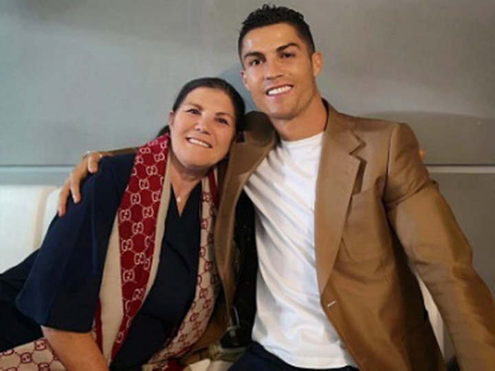 Мать Роналду назвала любимый клуб сына в детстве