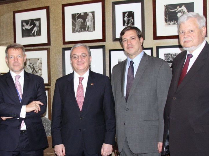Глава МИД Армении встретился в Нью-Йорке с посредниками по карабахскому урегулированию
