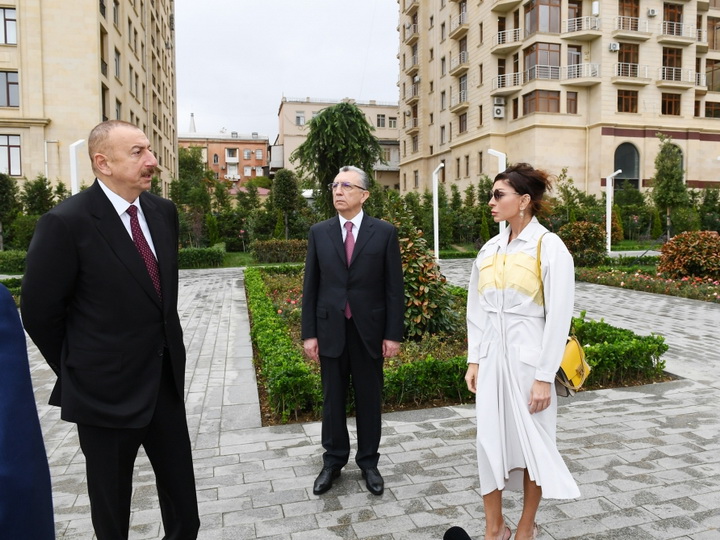 Президент Ильхам Алиев ознакомился с созданными условиями в новом парке в Баку - ФОТО
