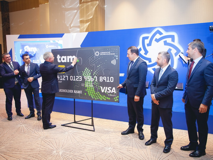 Международный банк Азербайджана представил новый карточный продукт Tamkart - ФОТО