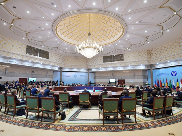 В Ашгабаде состоялось заседание Совета глав государств СНГ в расширенном составе - ФОТО
