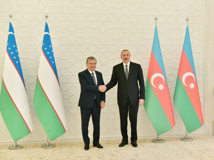 Состоялась встреча президентов Азербайджана и Узбекистана - ФОТО