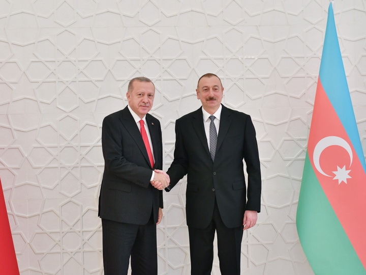 Президент Азербайджана Ильхам Алиев встретился с Президентом Турции Реджепом Тайипом Эрдоганом - ФОТО