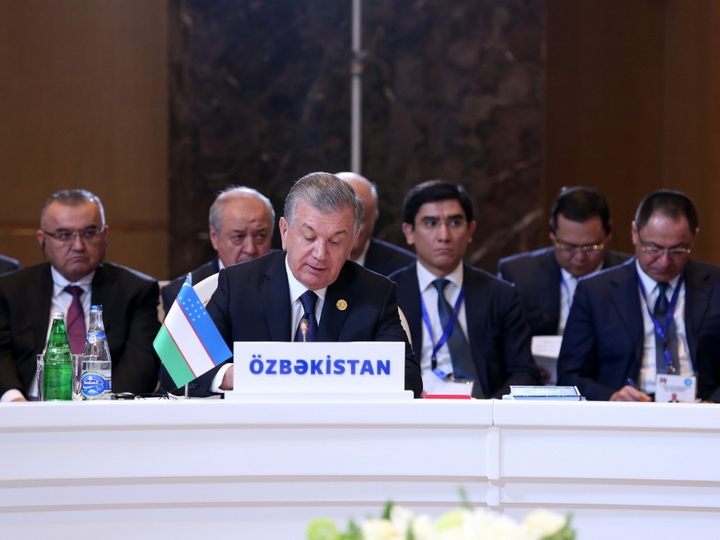 Президент Узбекистана о необходимости эффективного использования потенциала железной дороги Баку-Тбилиси-Карс
