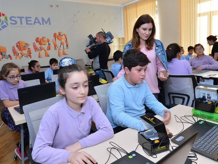 В рамках проекта «STEAM Азербайджан» состоялся медиатур - ФОТО