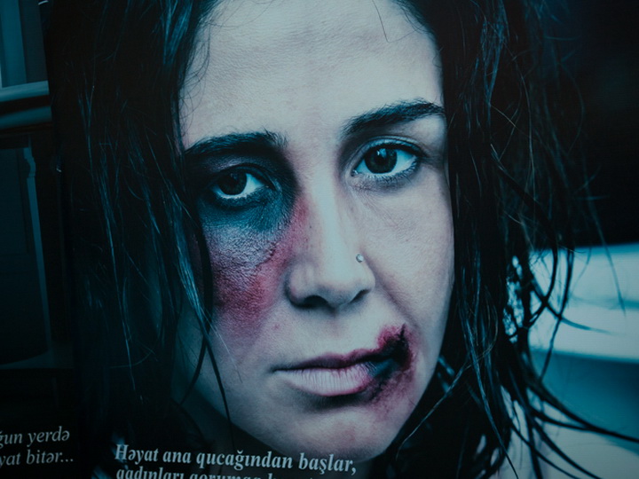 ООН: насилие в отношении женщин отнимает у Азербайджана около $800 млн. ежегодно – ФОТО