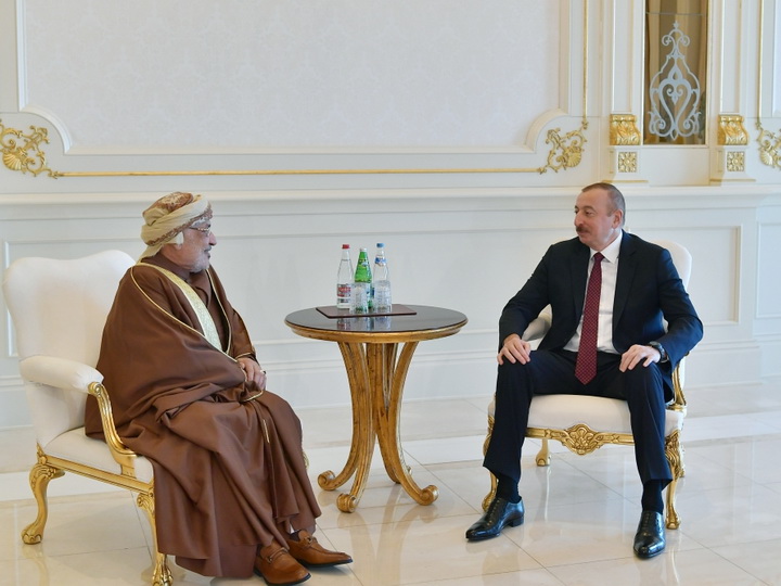 Президент Ильхам Алиев принял председателя Госсовета Султаната Оман - ФОТО