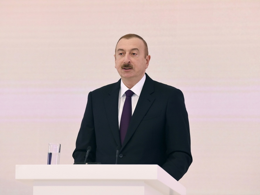 Ильхам Алиев: Наша цель - внесение вклада в укрепление мира и безопасности на планете, устойчивое развитие и обеспечение справедливости - ФОТО