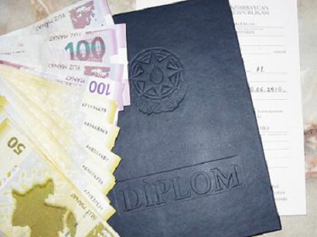 Azərbaycanda saxta diplomlar verən şəxslər həbs olundu