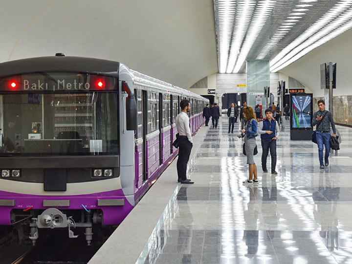 В Бакинском метро построят двухуровневые станции