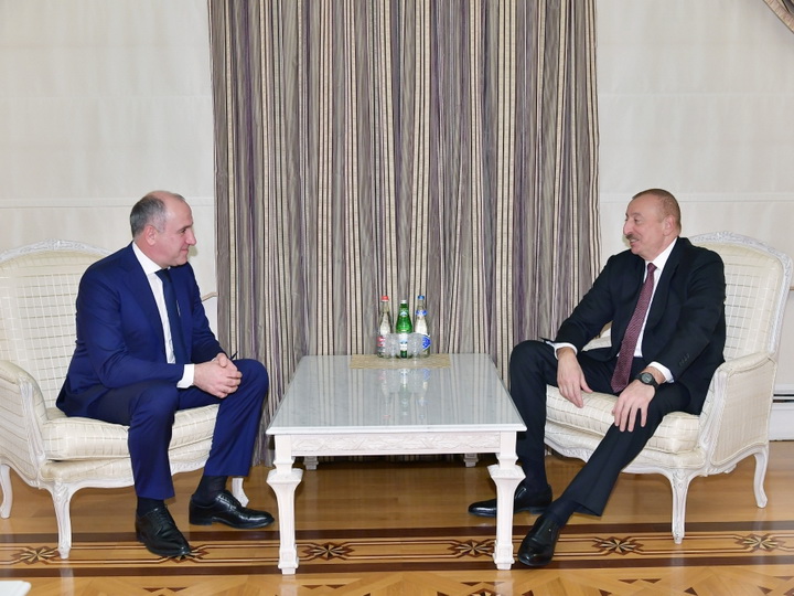 Президент Ильхам Алиев принял делегацию под руководством главы Карачаево-Черкесской Республики России - ФОТО