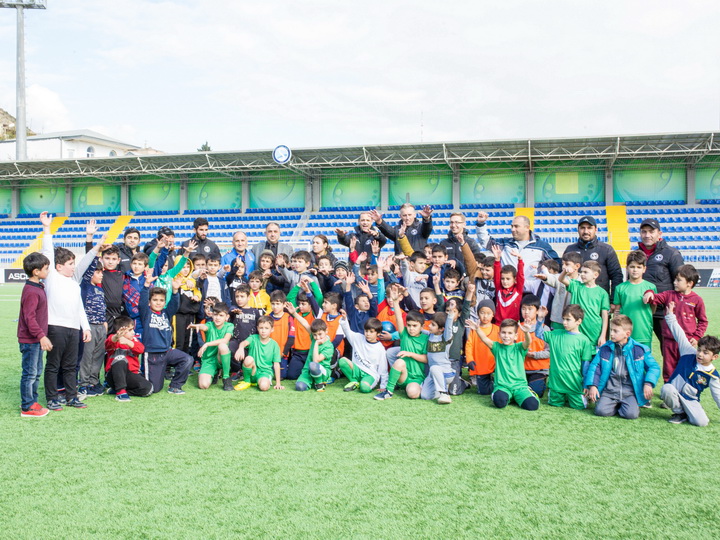 «Сабаил» провел футбольный турнир для школьников – ФОТО